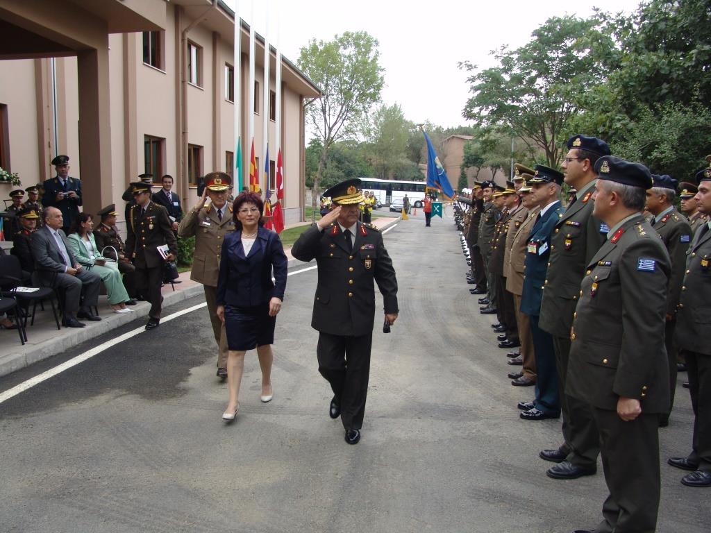 003. SEEBRIG 8th Anniversary 2007 NRDC T Commander PMSC Chairperson and COMSEEBRIG salute the formation